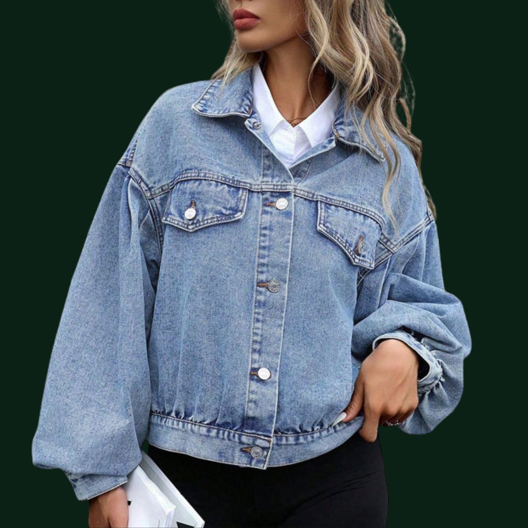 Sophie – eine modische Denim-Jacke mit Volumenschnitt
