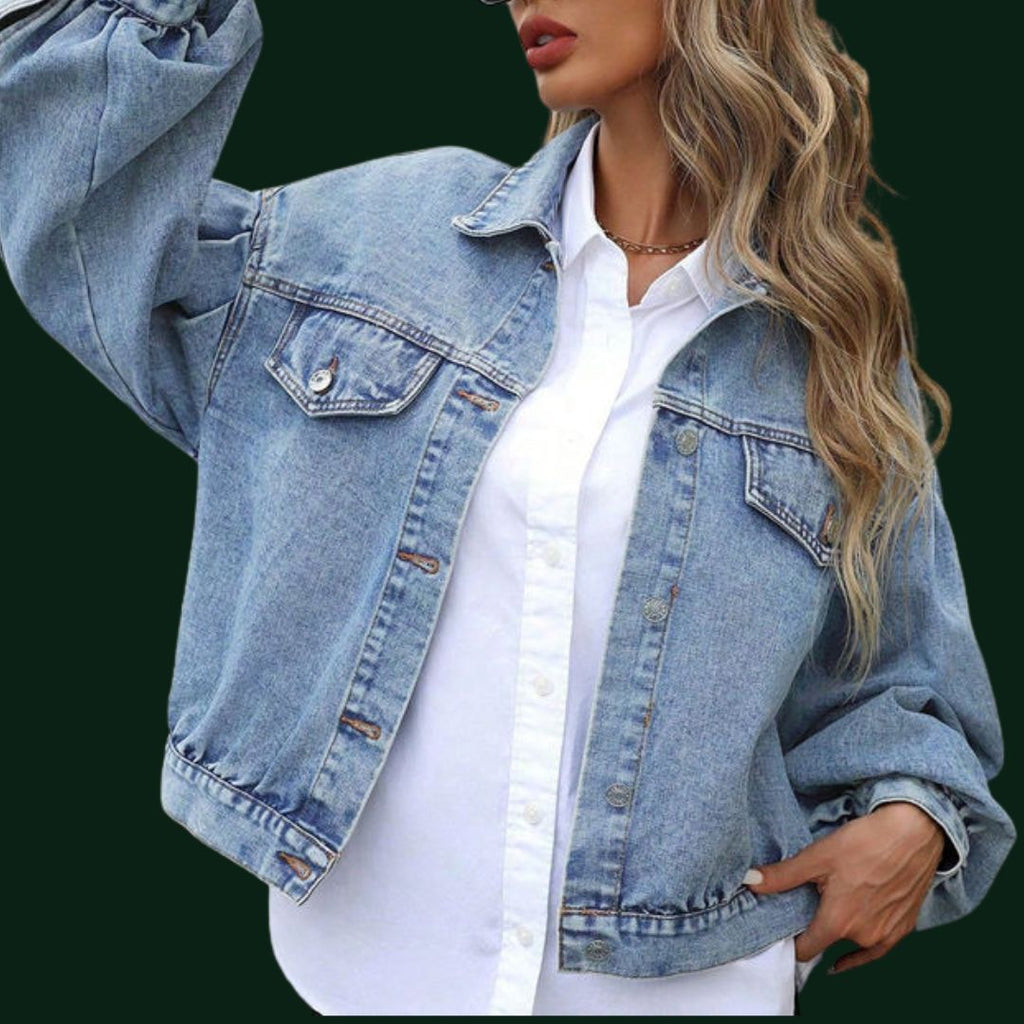 Sophie – eine modische Denim-Jacke mit Volumenschnitt