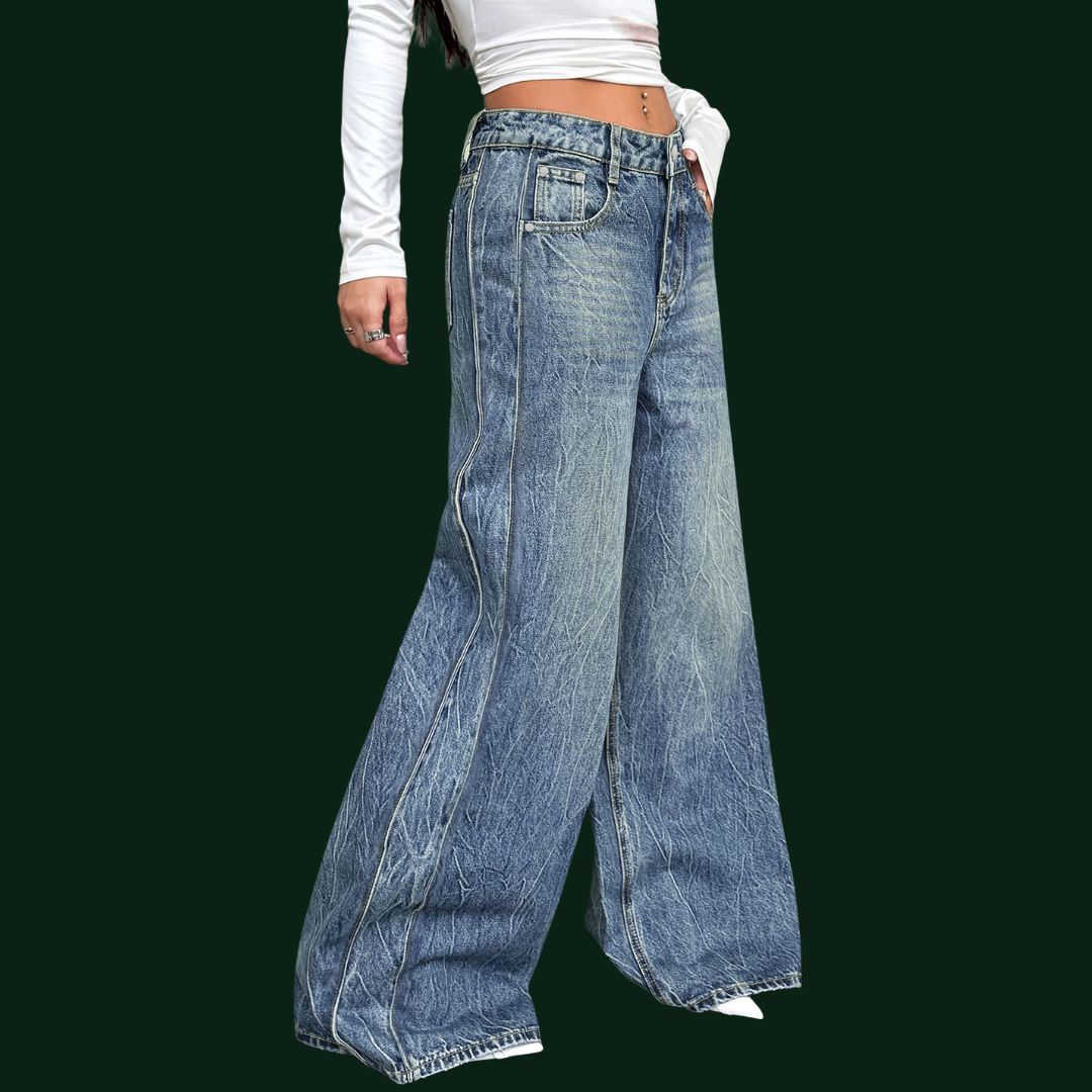 Marlene – eine markante Wide-Leg-Jeans mit Vintage-Waschung
